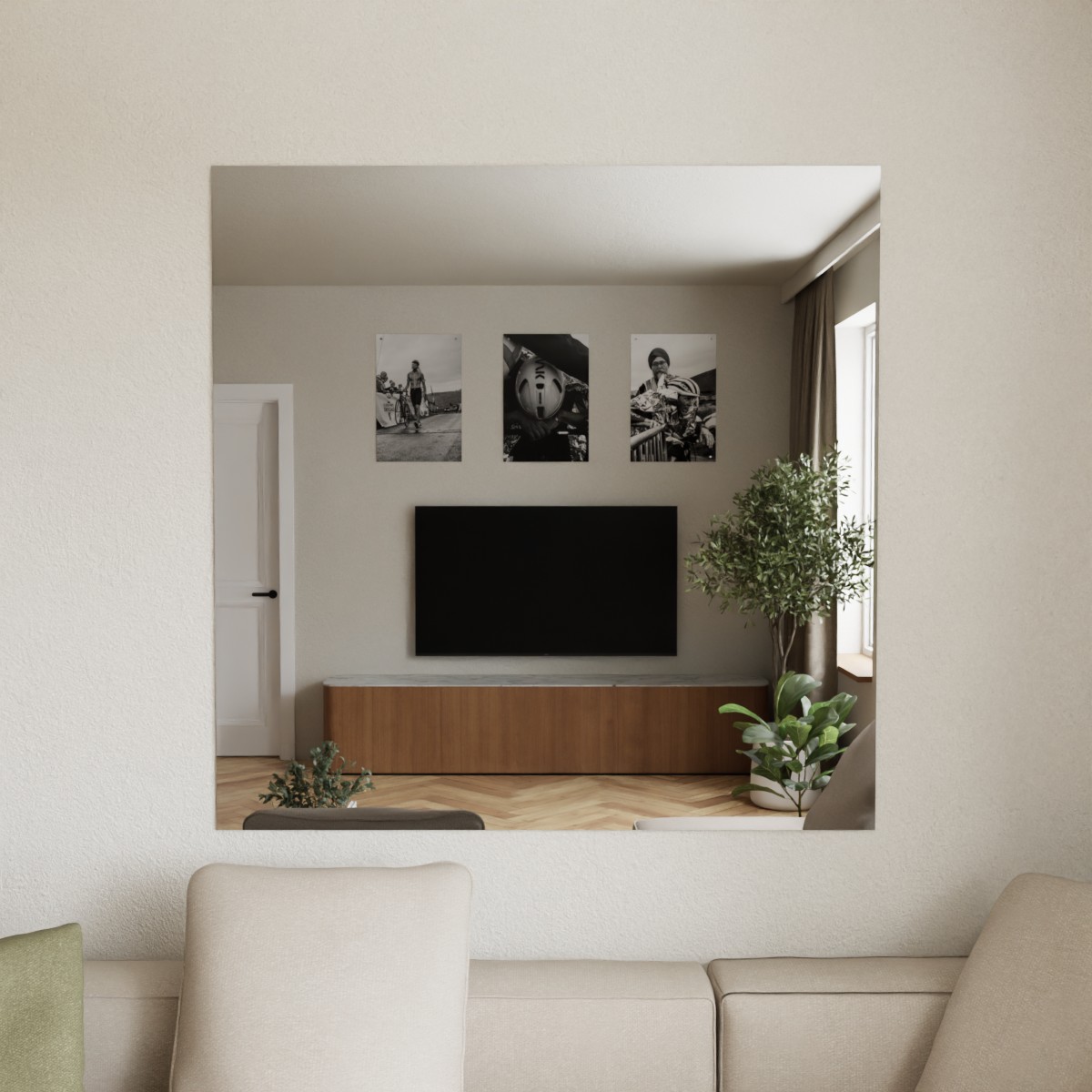 Vierkante grijs gekleurde spiegels aan de muur in modern interieur